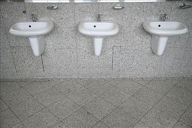 在《战锤40K:极速狂飙》等游戏中开启DLSS，获得真实的游戏体验